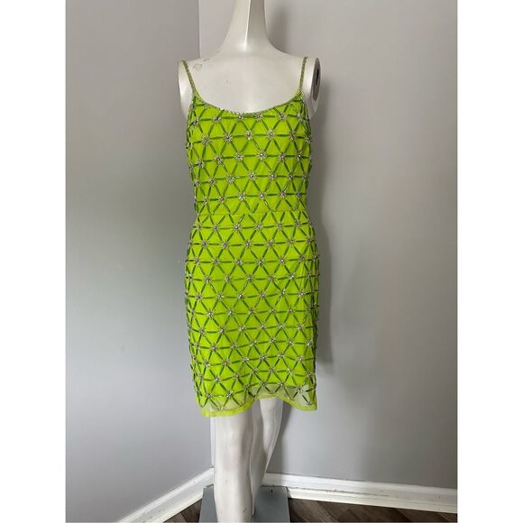 MAC DUGGAL SCOOP NECK EMBELLISHED MINI DRESS - Picture 4 of 11